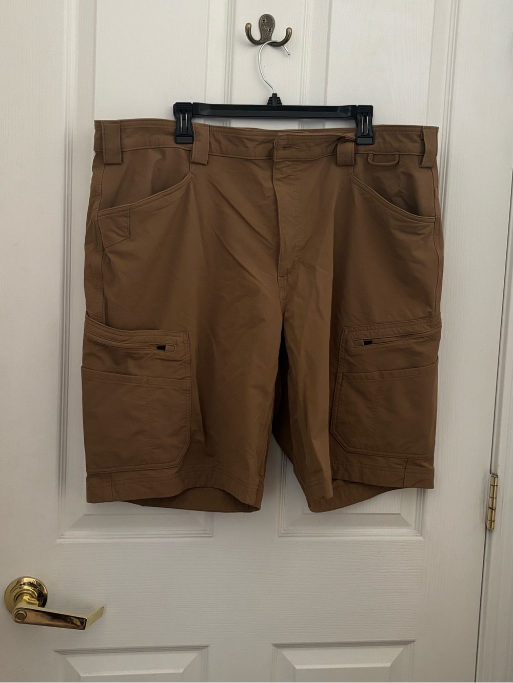 Duluth Trading Co Flexpedition Men’s Cargo Shorts Size 42 Brown Work Hiking